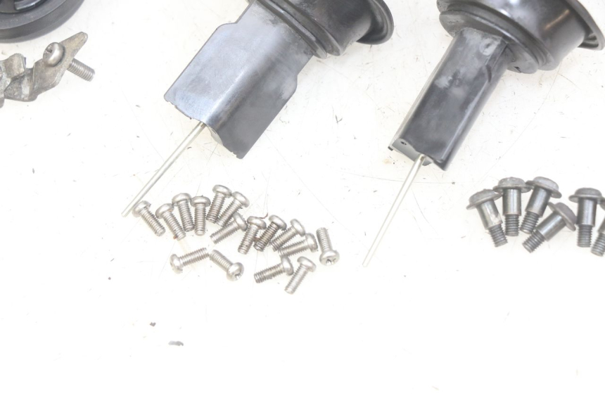 photo de CARBURATEUR YAMAHA FZS FAZER 600 (1998 - 2001)