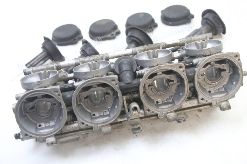 photo de CARBURATEUR YAMAHA FZS FAZER 600 (2001 - 2003)