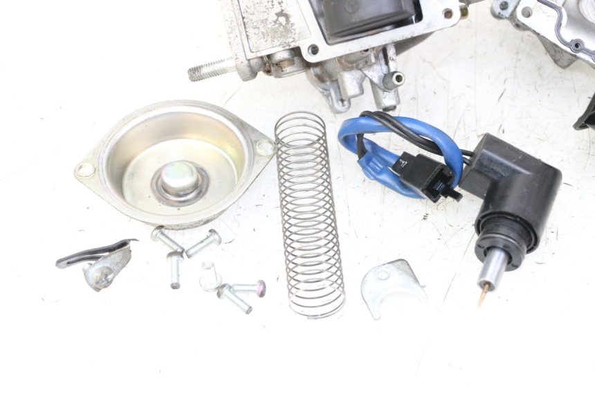 photo de CARBURATEUR YAMAHA YP MAJESTY 125 (2007 - 2010)