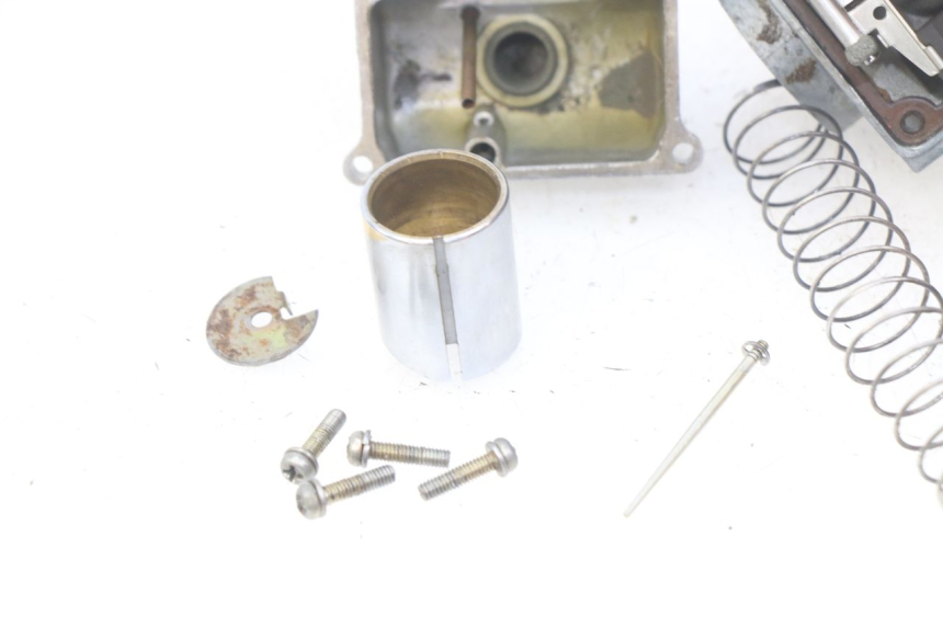 photo de CARBURATEUR YAMAHA YZ 80 (1982 - 1983)