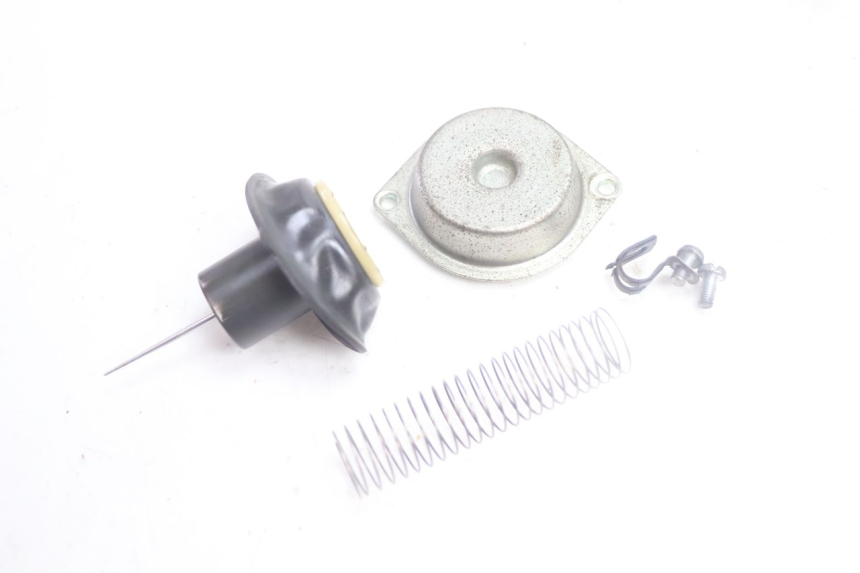 photo de CARBURATEUR YAMAHA YP MAJESTY 125 (2007 - 2010) - Vue rapprochée