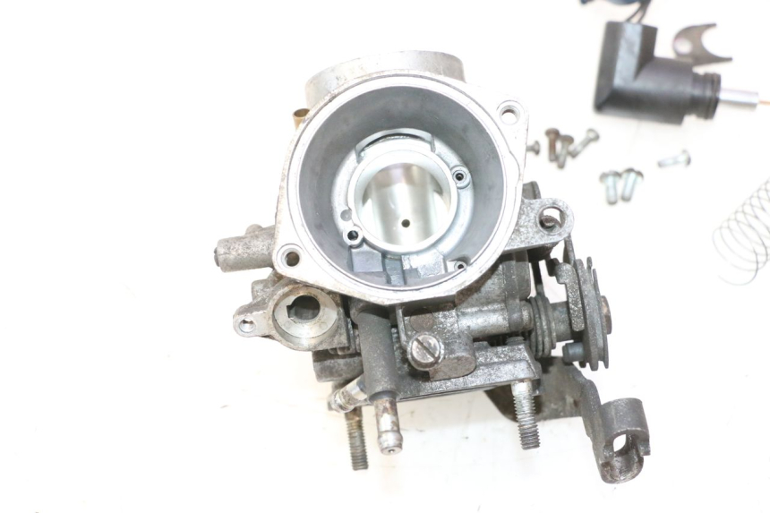 photo de CARBURATEUR YAMAHA YP MAJESTY 125 (2002 - 2006) - Angle alternatif