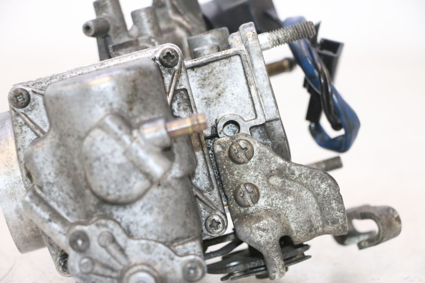 photo de CARBURATEUR YAMAHA YP MAJESTY 125 (2002 - 2006) - Vue d’ensemble