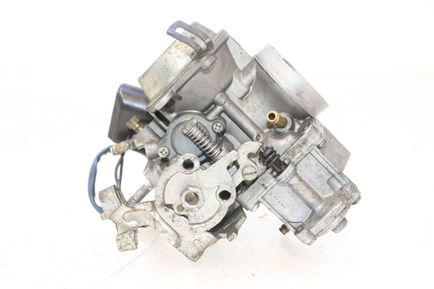 photo de CARBURATEUR YAMAHA YP MAJESTY 125 (2007 - 2010) - Points de fixation