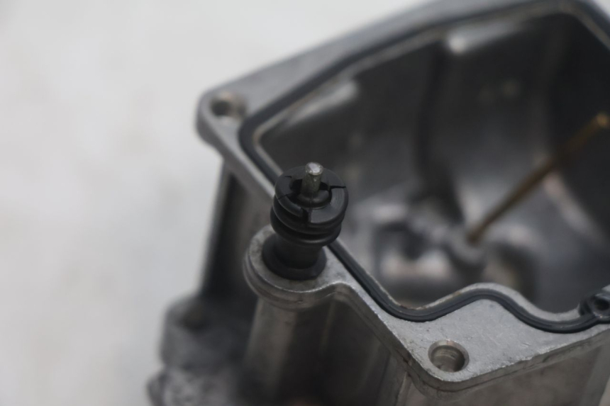 photo de CARBURATEUR YAMAHA YP MAJESTY 125 (2002 - 2006) - Détails caractéristiques