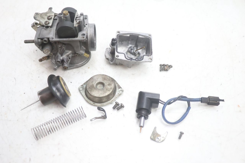 photo de CARBURATEUR YAMAHA YP MAJESTY 125 (2002 - 2006) - Points de fixation