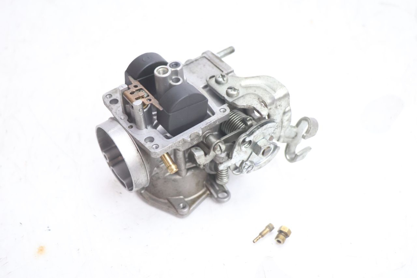 photo de CARBURATEUR YAMAHA YP MAJESTY 125 (2002 - 2006) - État de surface