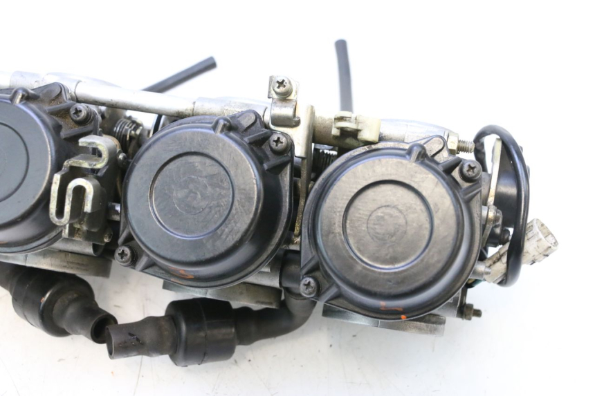 photo de CARBURATEUR YAMAHA YZF R GENESIS 750 (1993 - 1998) - Vue rapprochée