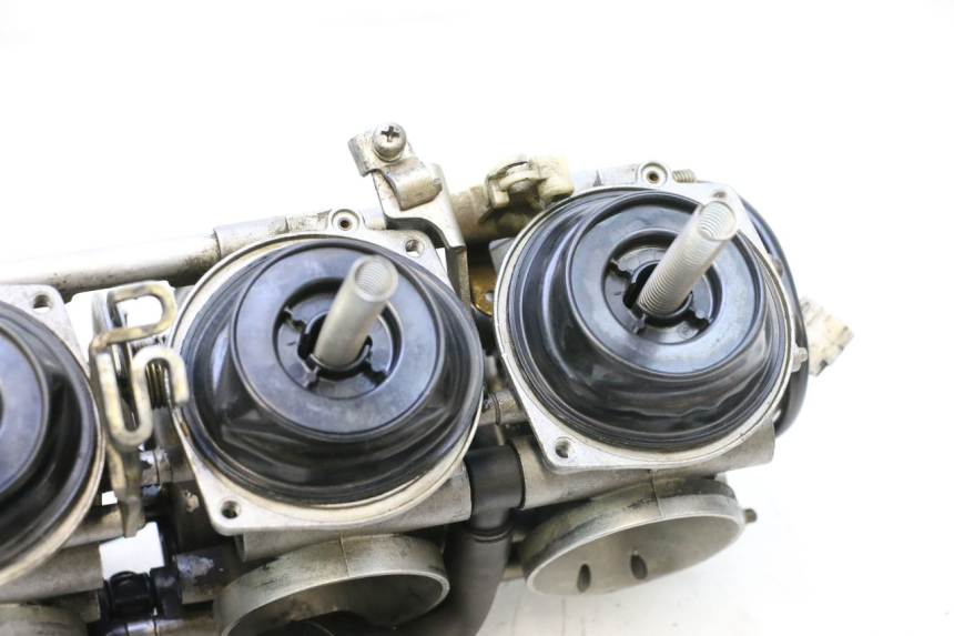 photo de CARBURATEUR YAMAHA YZF R GENESIS 750 (1993 - 1998) - Angle alternatif