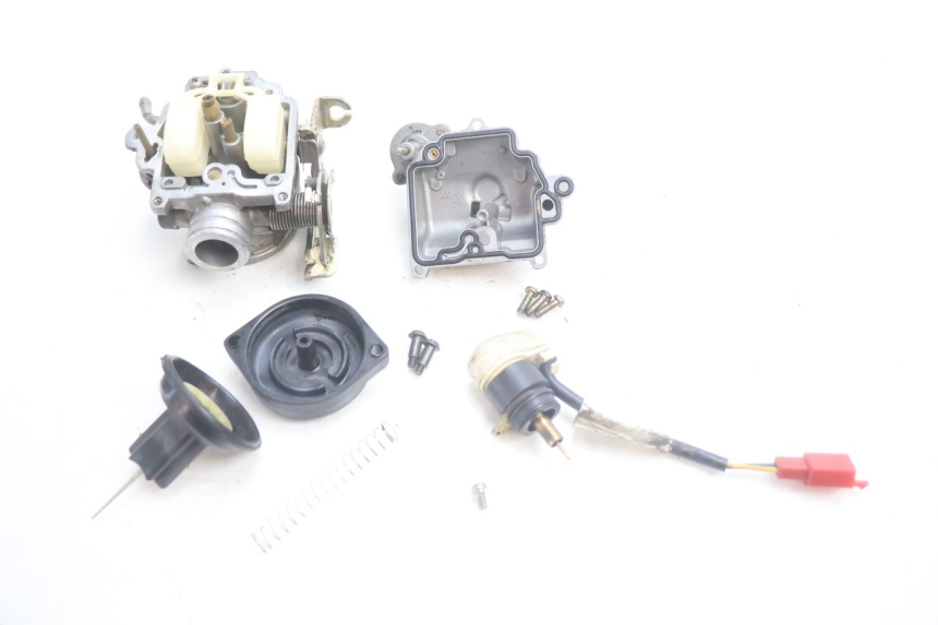 photo de CARBURATEUR PIAGGIO ZIP 4T 50 (2006 - 2017) - Points de fixation