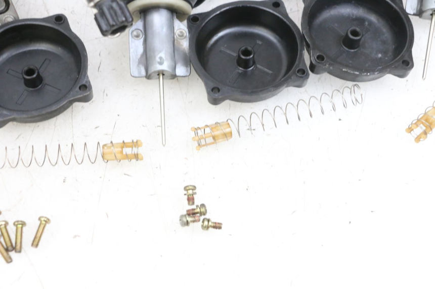 photo de CARBURATEUR KAWASAKI ZR 7 750 (1999 - 2001) - Zoom composants