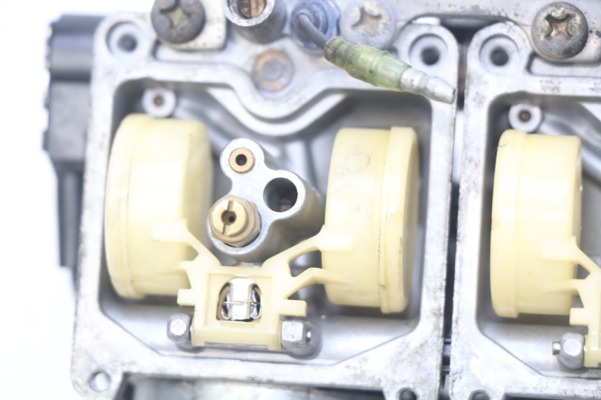 photo de CARBURATEUR KAWASAKI ZR7 ZR-7 S 750 (1999 - 2004)