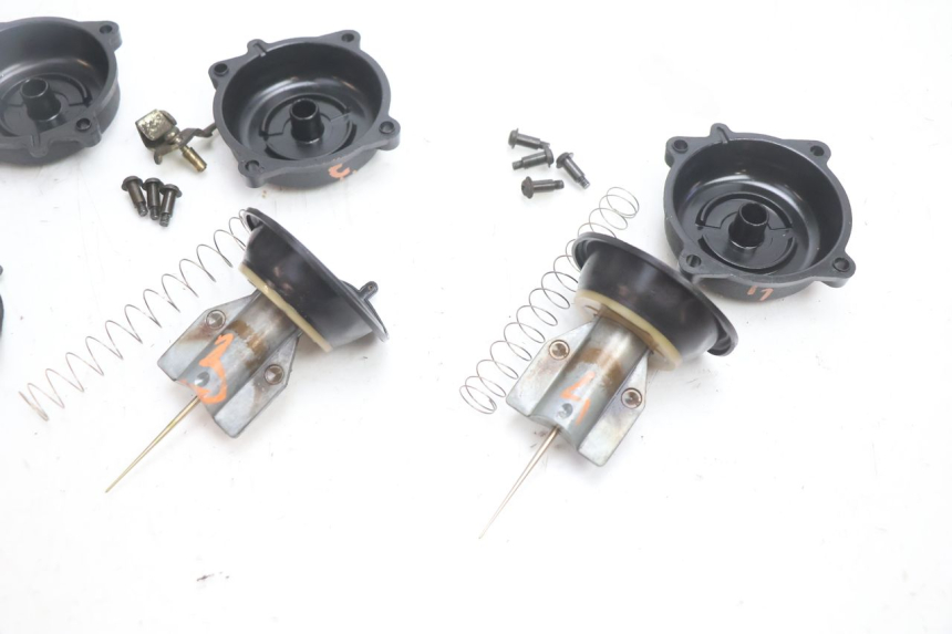photo de CARBURATEUR KAWASAKI ZX-6R ZX6R 600 (1995 - 1997) - Aperçu profil