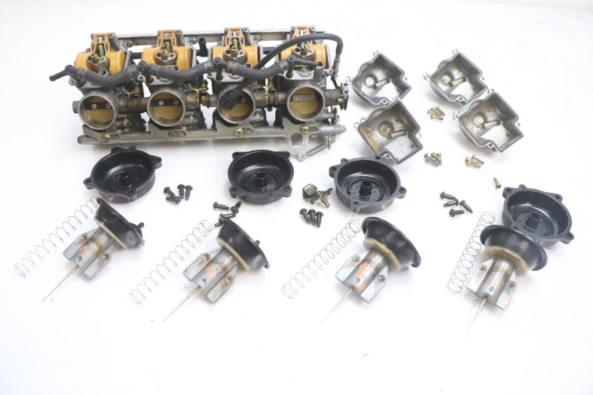 photo de CARBURATEUR KAWASAKI ZX-6R ZX6R 600 (1995 - 1997) - Points de fixation