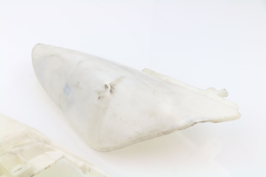 photo de CARENAGE ARRIERE APOLLO DIRT BIKE 125 (2010 - 2018) - Marquages et références