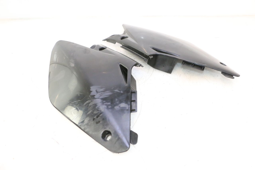 photo de CARENAGE ARRIERE HM HONDA CRM DERAPAGE RR 50 (2006 - 2017) - Gros plan technique