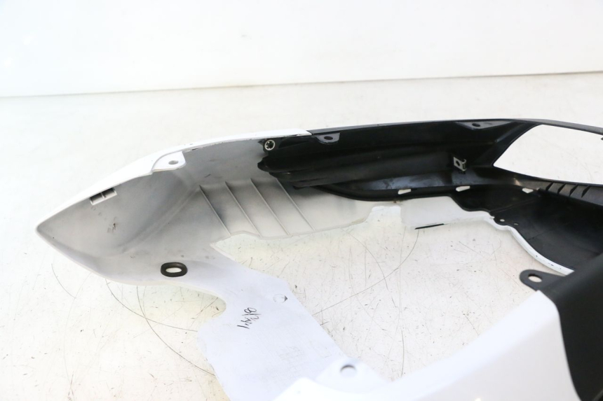 photo de CARENAGE ARRIERE YAMAHA FZ8 800 (2010 - 2016) - Détails caractéristiques
