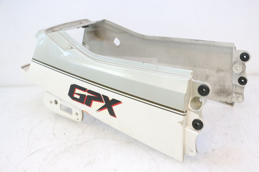 photo de CARENAGE ARRIERE KAWASAKI GPX F ZX750F 750 (1986 - 1990) - Pièce contrôlée
