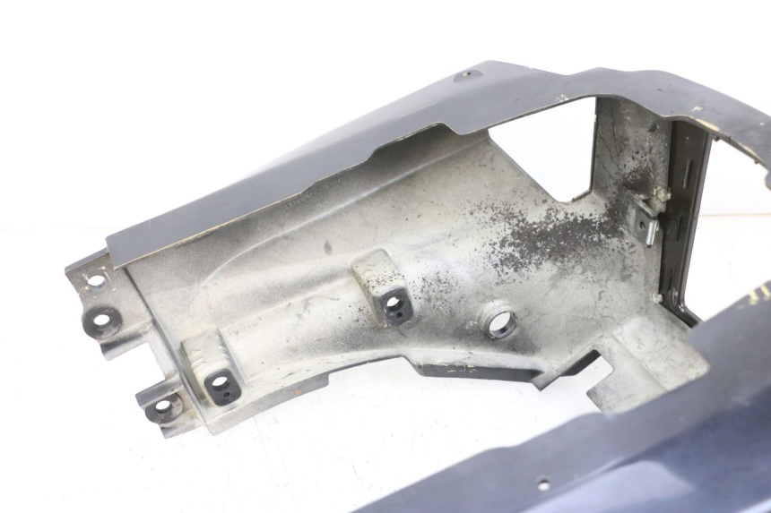 photo de CARENAGE ARRIERE KAWASAKI GPZ RX 1000 (1986 - 1988) - Zoom état d’usage