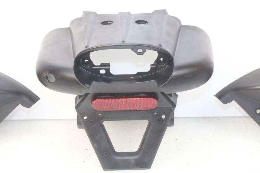 photo de CARENAGE ARRIERE PEUGEOT LUDIX 50 (2008 - 2017) - Détails caractéristiques
