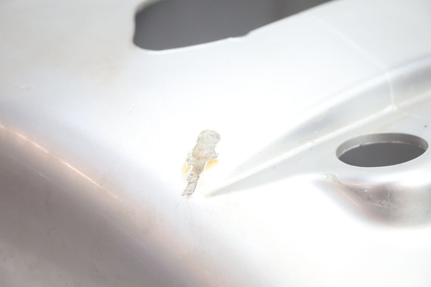 photo de CARENAGE ARRIERE APRILIA SCARABEO GT 125 (1999 - 2007) - Points de fixation