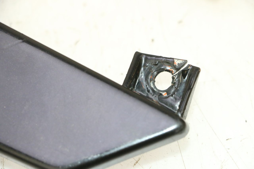 photo de CARENAGE ARRIERE DERBI SENDA 50 (2003 - 2005) - Zoom état d’usage
