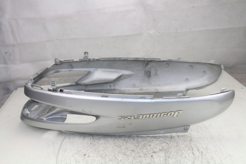 photo de CARENAGE ARRIERE SYM JOYRIDE 125 (2002 - 2009) - Gros plan technique