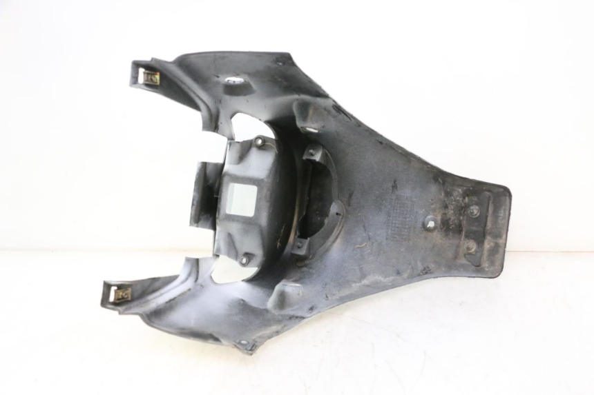photo de CARENAGE ARRIERE PEUGEOT TREKKER 50 (1995 - 2004) - Autre angle de vue