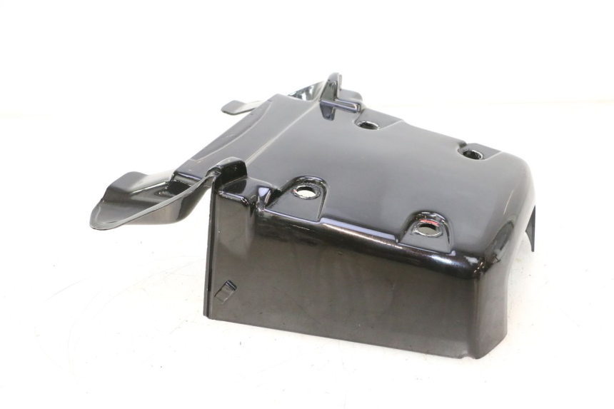 photo de CARENAGE ARRIERE HONDA XRV AFRICA TWIN 750 (1990 - 1992) - Points de fixation
