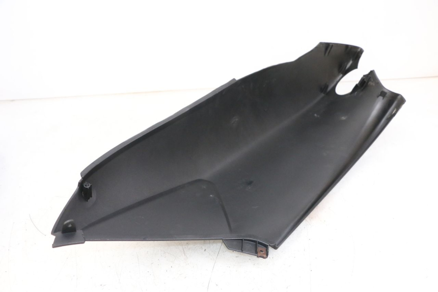 photo de CARENAGE ARRIERE YAMAHA YP MAJESTY 125 (2002 - 2006)