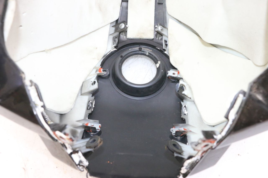 photo de CARENAGE RESERVOIR MAG POWER BOMBERS 4T 50 (2016 - 2026) - Autre angle de vue