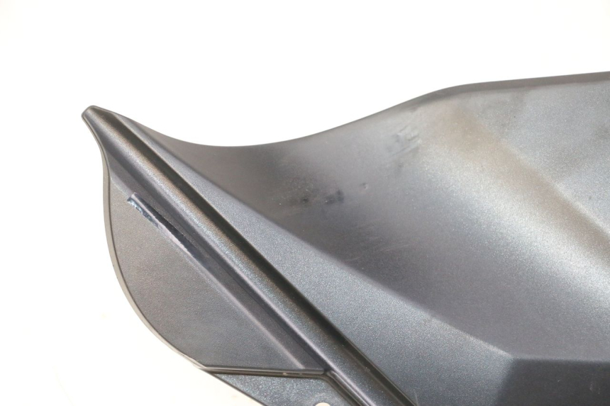 photo de CARENAGE RESERVOIR DROIT SUZUKI GSR 750 (2011 - 2017)