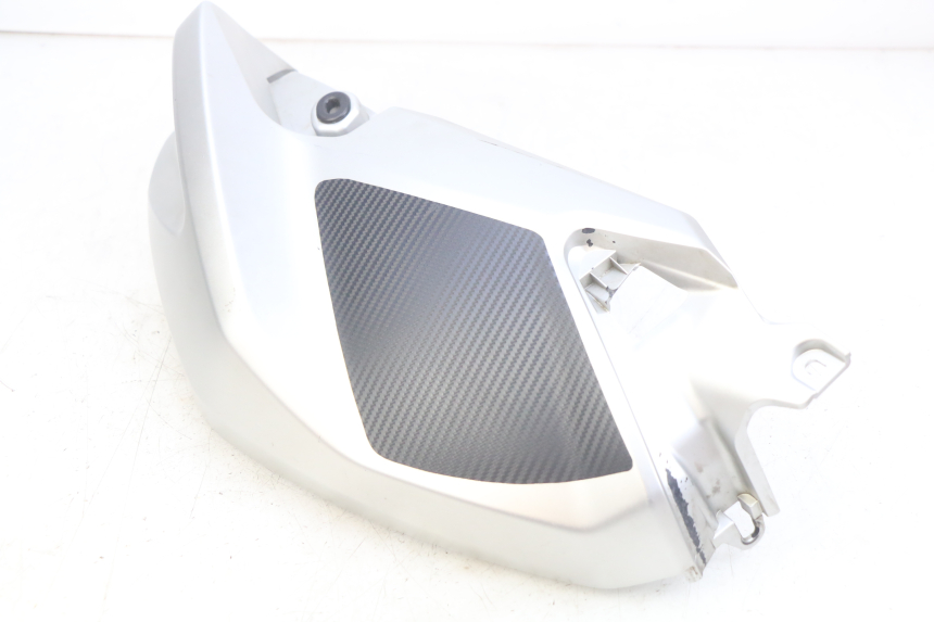 photo de CARENAGE RESERVOIR DROIT YAMAHA MT ABS 125 (2014 - 2018)