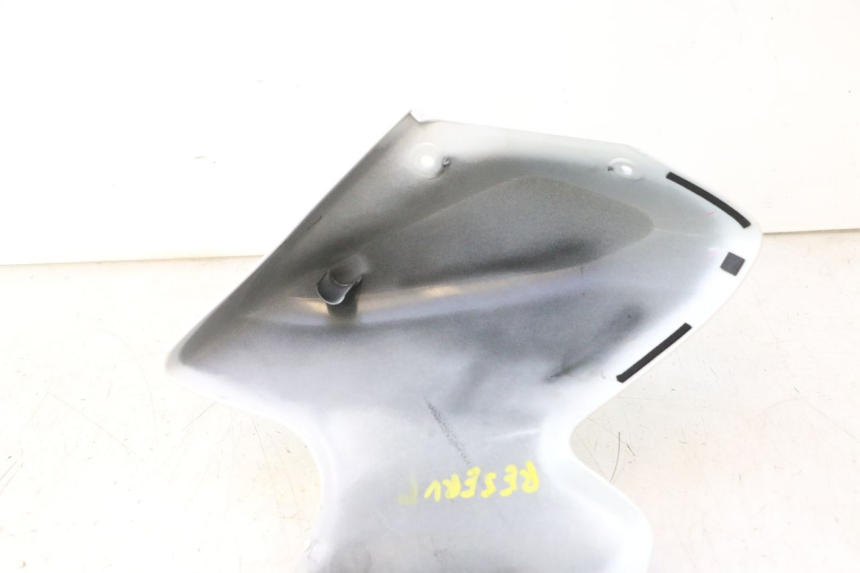 photo de CARENAGE RESERVOIR YAMAHA FZ8 800 (2010 - 2016) - Marquages et références