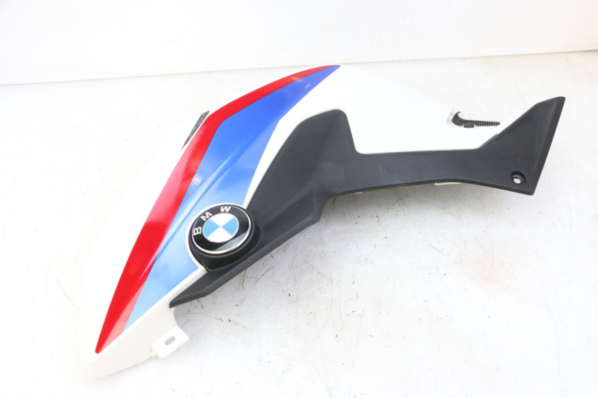 photo de CARENAGE RESERVOIR GAUCHE BMW G310 R 310 (2016 - 2020)