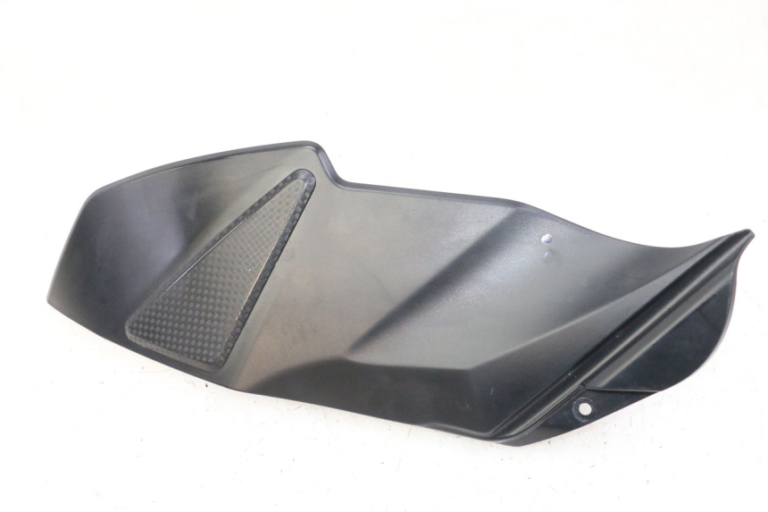 photo de CARENAGE RESERVOIR GAUCHE SUZUKI GSR 750 (2011 - 2017)