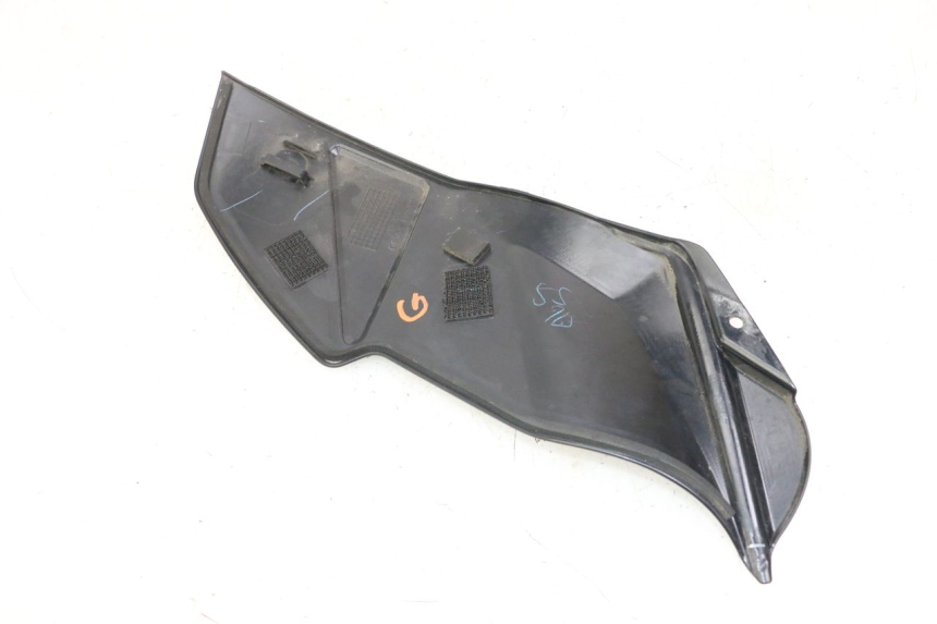 photo de CARENAGE RESERVOIR GAUCHE SUZUKI GSR 750 (2011 - 2017)