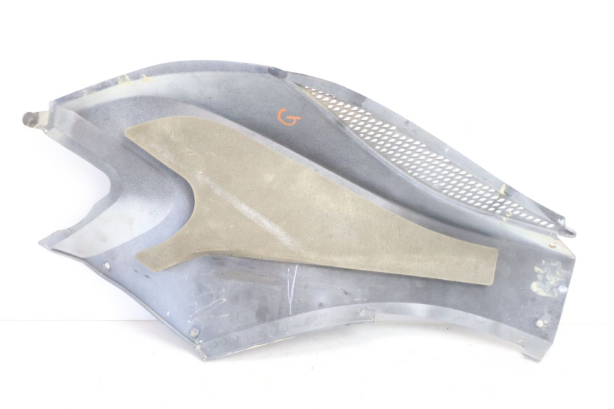 photo de CARENAGE RESERVOIR GAUCHE CAN-AM SPYDER RS 1000 (2008 - 2012) - Vue d’ensemble