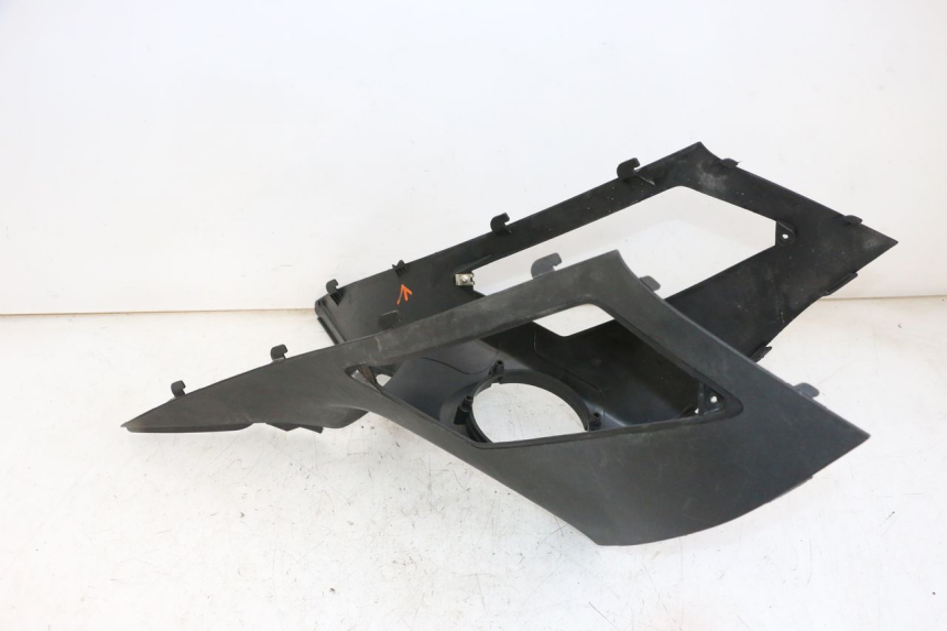photo de CARENAGE RESERVOIR GILERA NEXUS 300 (2008 - 2013)
