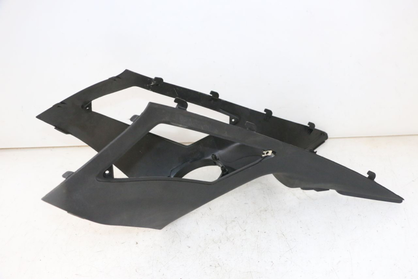 photo de CARENAGE RESERVOIR GILERA NEXUS 300 (2008 - 2013)