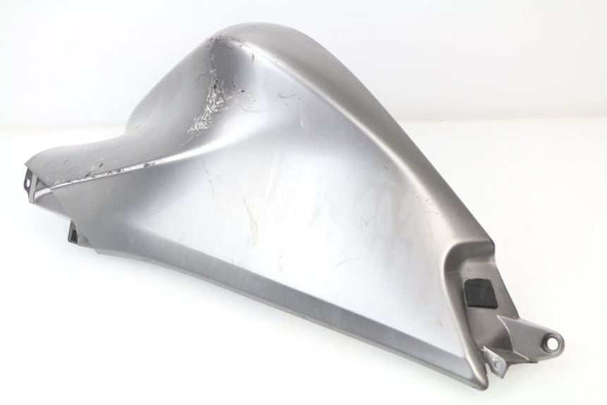photo de CARENAGE RESERVOIR HONDA VFR F 1200 (2010 - 2015)