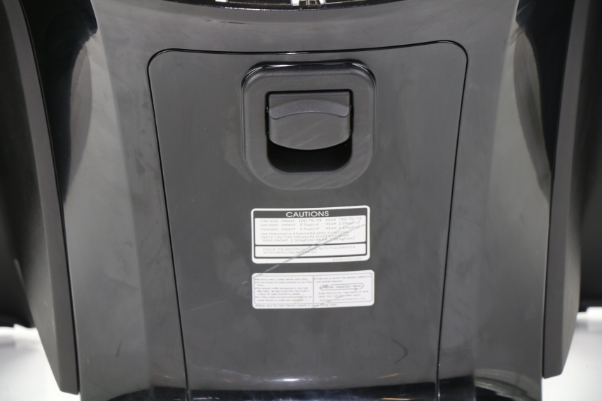 photo de CARENAGE RESERVOIR KYMCO K-XCT 125 (2013 - 2017)