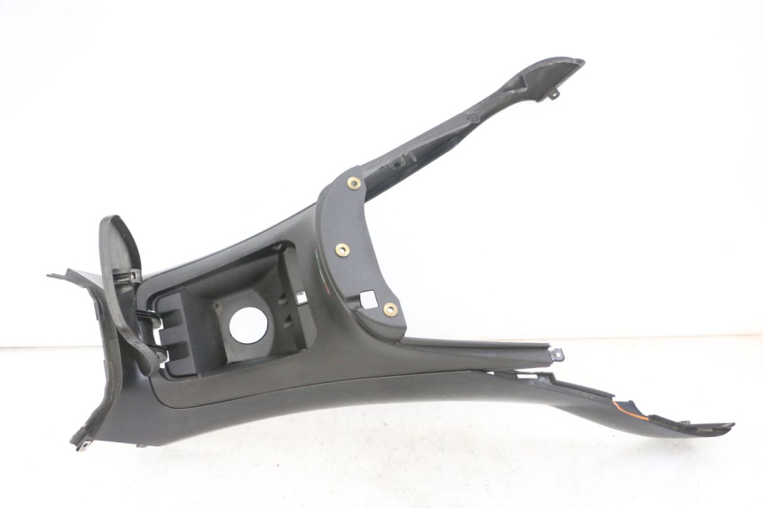 photo de CARENAGE RESERVOIR PIAGGIO MP3 500 (2011 - 2015)