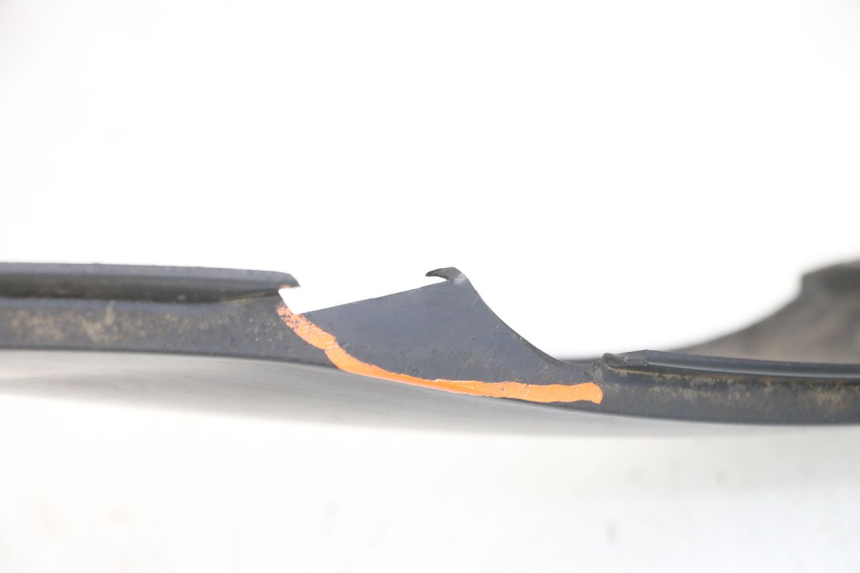 photo de CARENAGE RESERVOIR PIAGGIO MP3 500 (2011 - 2015)