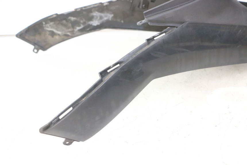photo de CARENAGE RESERVOIR PIAGGIO MP3 500 (2011 - 2015)