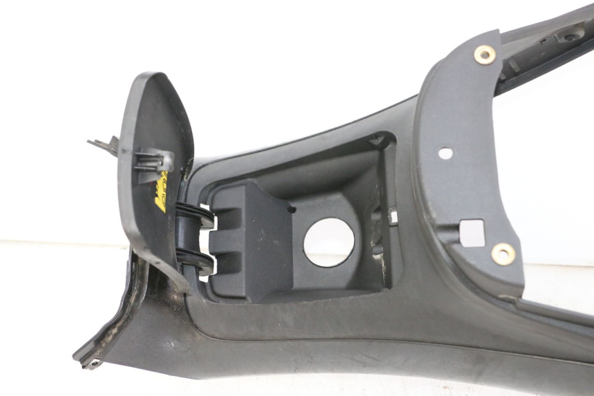 photo de CARENAGE RESERVOIR PIAGGIO MP3 500 (2011 - 2015)
