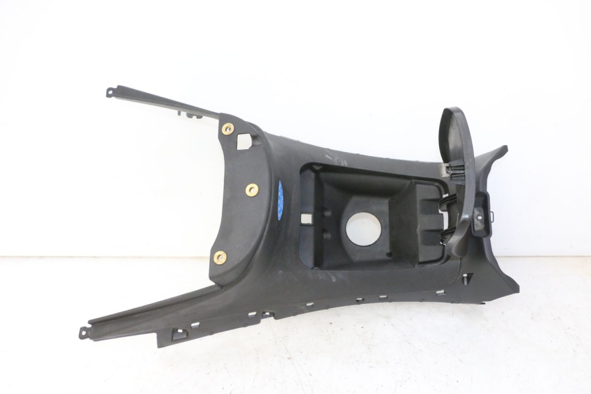 photo de CARENAGE RESERVOIR PIAGGIO MP3 125 (2006 - 2014)