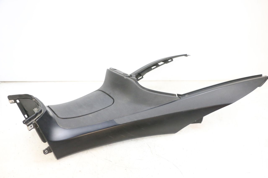 photo de CARENAGE RESERVOIR PIAGGIO MP3 500 (2016 - 2018) - Vue d’ensemble