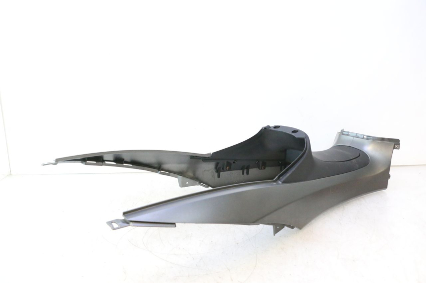 photo de CARENAGE RESERVOIR PIAGGIO MP3 500 (2016 - 2018) - Vue d’ensemble