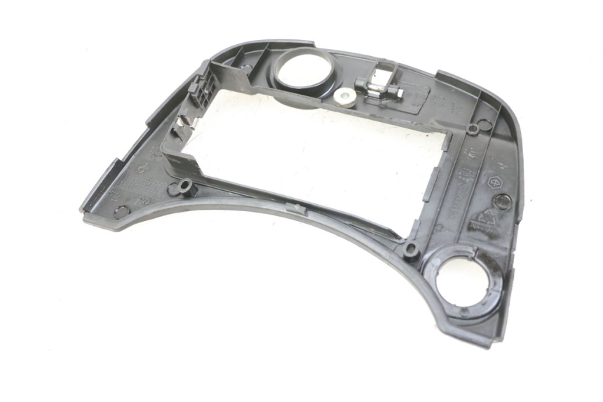 photo de CARENAGE RESERVOIR PIAGGIO VESPA LX 2T 50 (2005 - 2013)